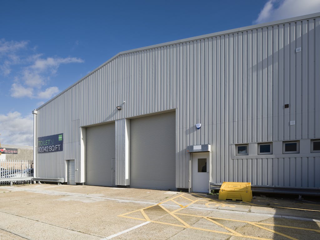 Unit 2D, Martinbridge Trade Park, Enfield, EN1 1SP