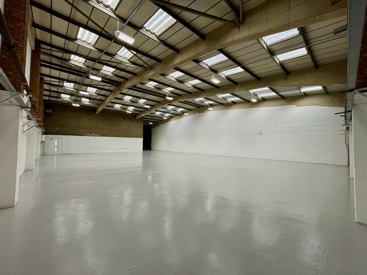 K7-Cherrycourt-Leighton-Buzzard-warehouse-internal