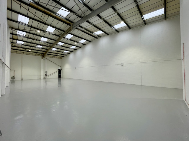 Q1-Cherrycourt-warehouse-refurbished-2