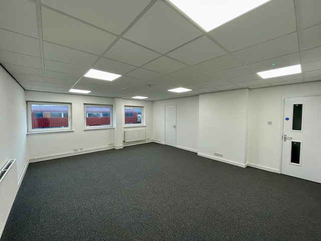Q2-Cherrycourt-first-floor-offices-refurbished